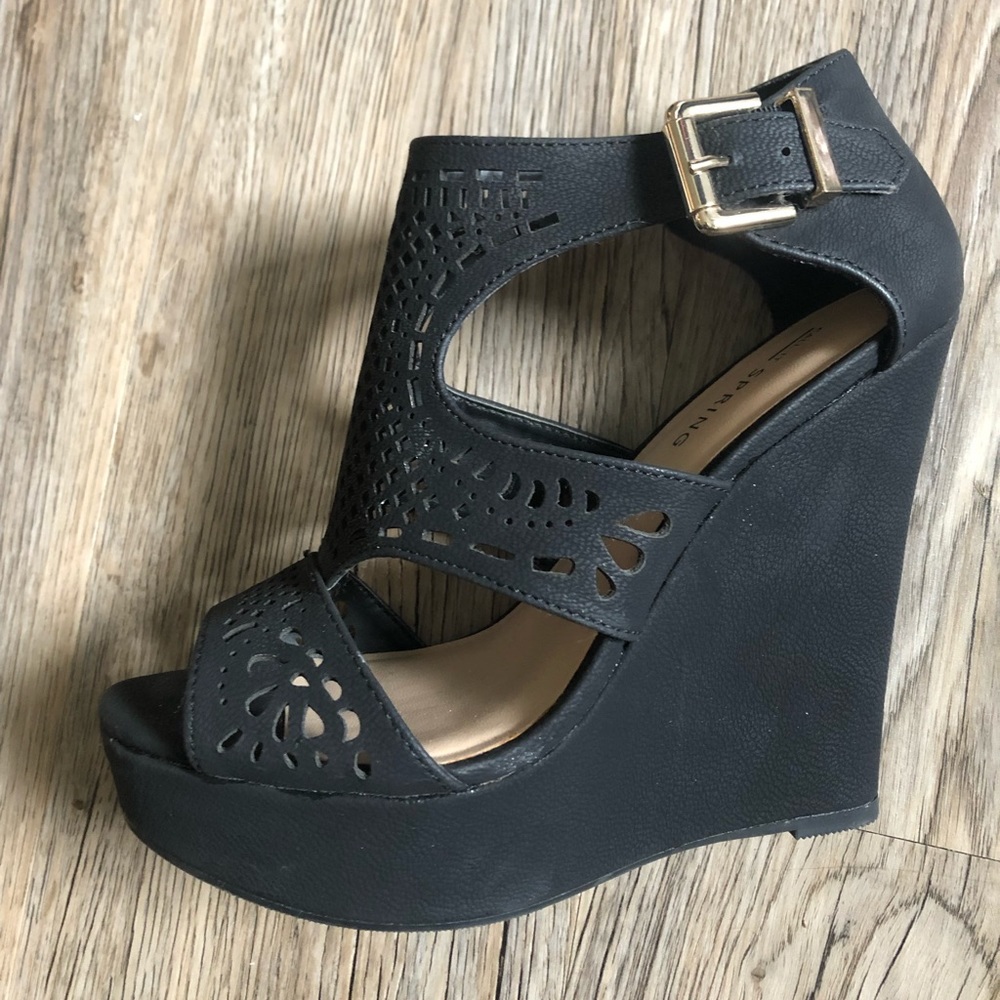 NWOT Call It Spring Wedge heels size 6.5